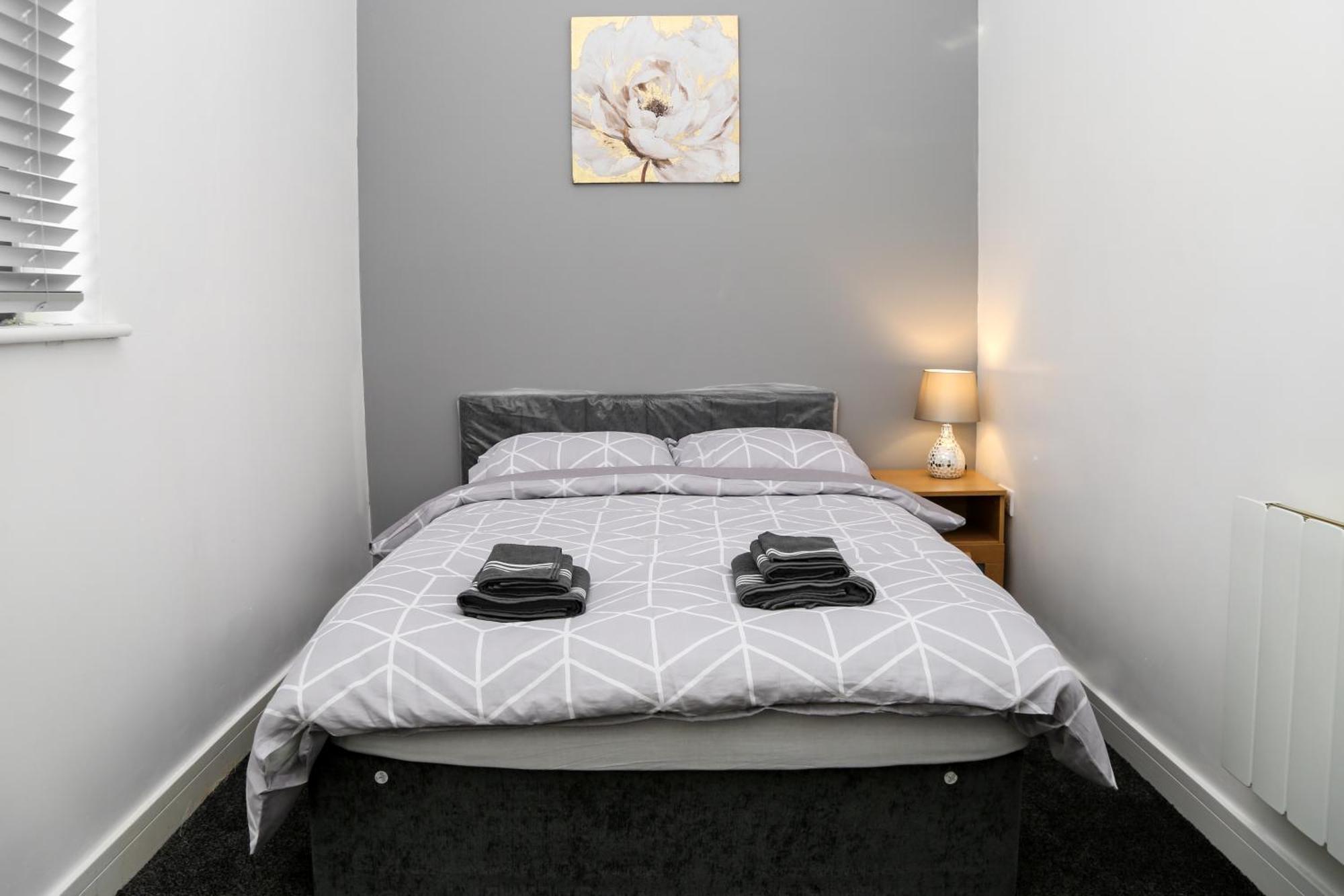 Апартаменти Luxurious & Lavish Salford Quays Free Parking Манчестер Екстер'єр фото