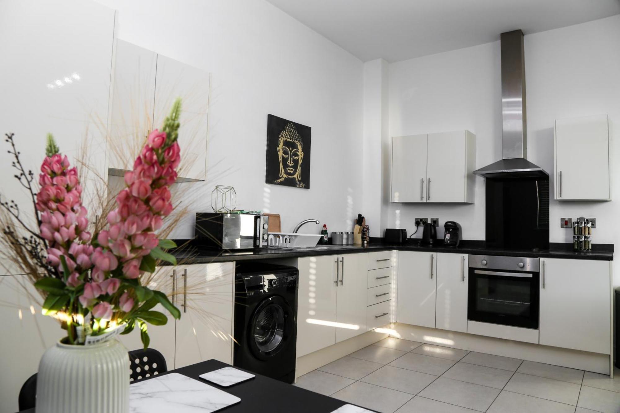 Апартаменти Luxurious & Lavish Salford Quays Free Parking Манчестер Екстер'єр фото