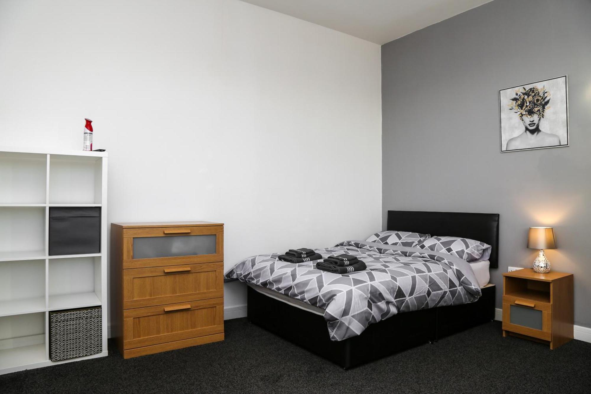 Апартаменти Luxurious & Lavish Salford Quays Free Parking Манчестер Екстер'єр фото