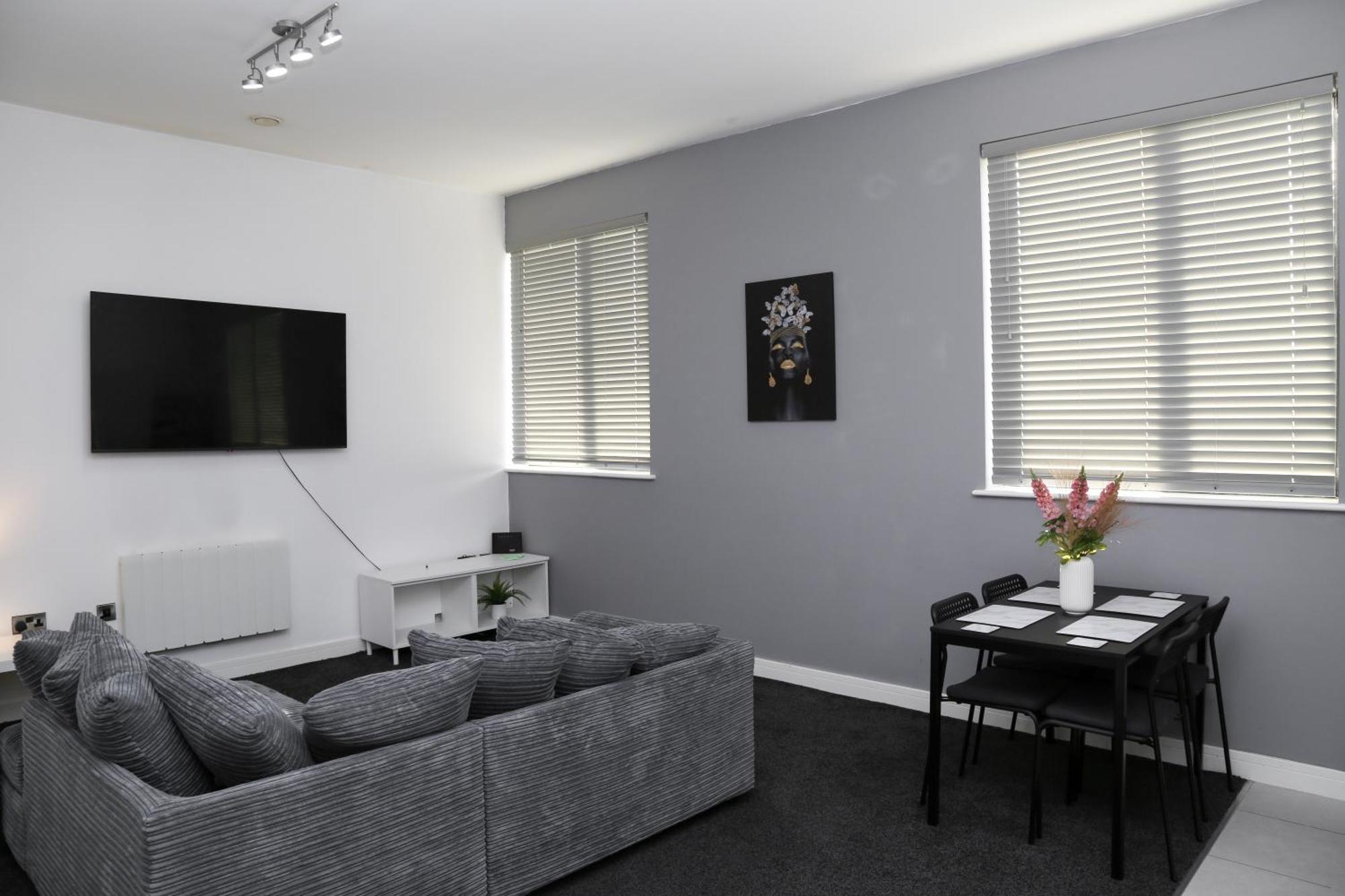 Апартаменти Luxurious & Lavish Salford Quays Free Parking Манчестер Екстер'єр фото